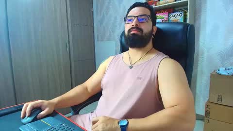 Robby online show from 12-17-25, 04:40