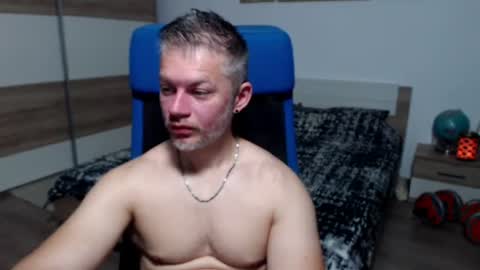 Snapshot of robbyshawz chatting on 06-20-26, 05:21 robbyshawz online show from 06-20-26, 05:21