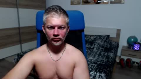 Snapshot of robbyshawz chatting on 07-01-26, 04:47 robbyshawz online show from 07-01-26, 04:47