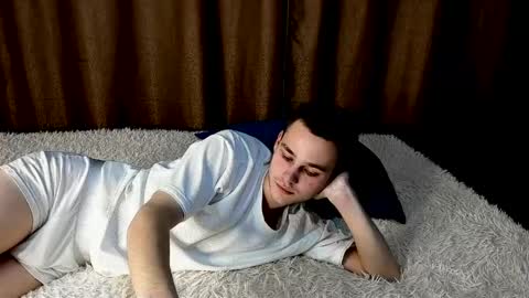 robert10211 online show from 03-02-26, 10:44