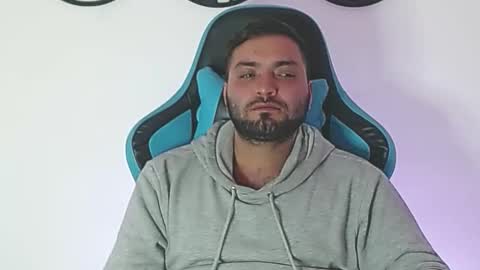 Stiven - online show from 12-19-25, 07:37