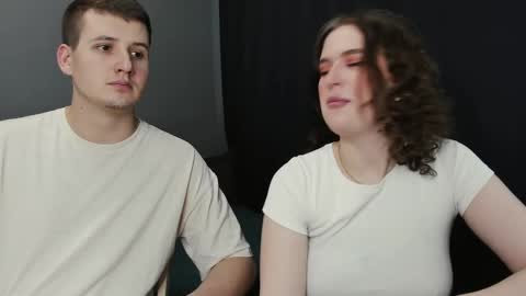 Lisa and Robert  i am online all days 900 am GMT3   online show from 02-22-25, 04:29