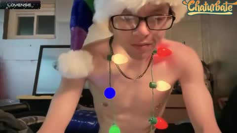 Snapshot of robertcicijr21 chatting on 12-08-24, 09:46 Robert Cici Jr. online show from 12-08-24, 09:46