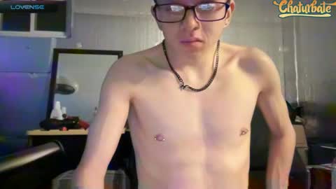 Snapshot of robertcicijr21 chatting on 02-05-25, 08:11 Robert Cici Jr. online show from 02-05-25, 08:11