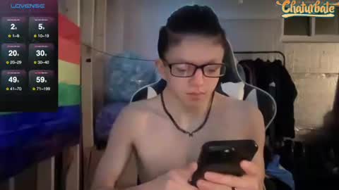 Snapshot of robertcicijr21 chatting on 02-27-25, 02:10 Robert Cici Jr. online show from 02-27-25, 02:10