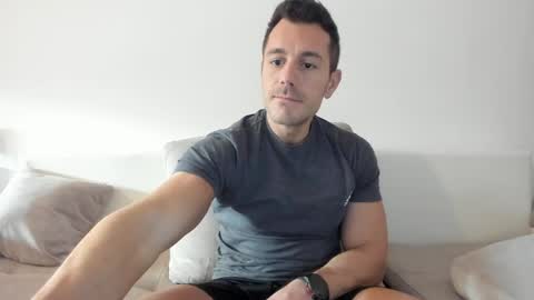 roberto4ever online show from 03-18-26, 05:10