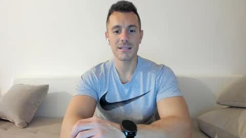 roberto4ever online show from 05-21-26, 12:45