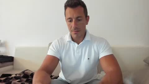 Snapshot of roberto4ever chatting on 07-05-26, 11:39 roberto4ever online show from 07-05-26, 11:39