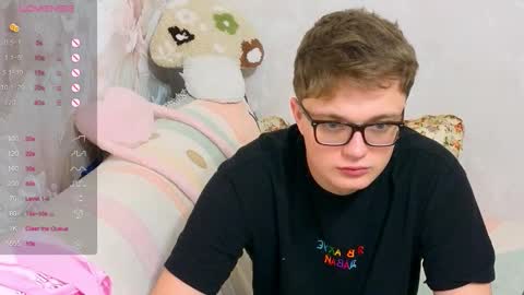 robertokingsize online show from 12-15-25, 04:22