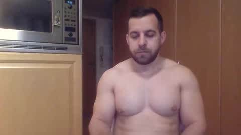 Snapshot of robertosavage chatting on 02-05-26, 06:07 robertosavage online show from 02-05-26, 06:07