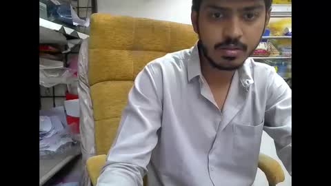 Snapshot of robertsalia220 chatting on 11-14-25, 12:15 Robertsalia online show from 11-14-25, 12:15