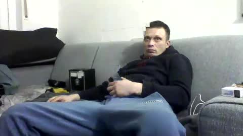 Zenek online show from 02-16-25, 07:15