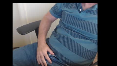 robidan6923 online show from 09-18-25, 03:14