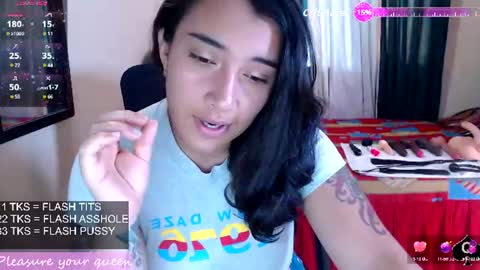 Ivanna and Robin online show from 07-11-26, 06:43