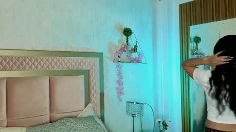 robin D online show from 02-05-26, 12:21