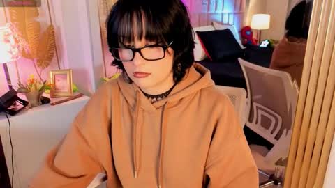 robin D online show from 04-17-26, 03:26