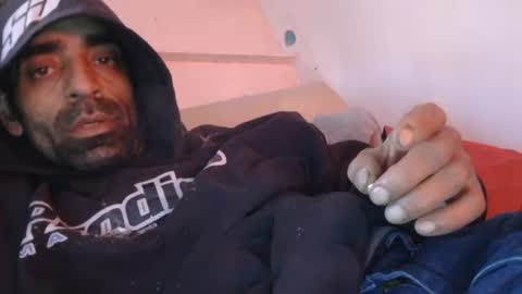 Snapshot of robincom23 chatting on 12-07-24, 10:28 R online show from 12-07-24, 10:28