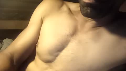 Snapshot of robincom23 chatting on 09-24-25, 12:08 R online show from 09-24-25, 12:08