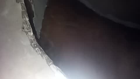 Snapshot of robincom23 chatting on 10-04-25, 03:59 R online show from 10-04-25, 03:59