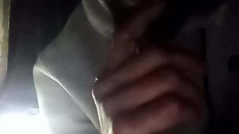 Snapshot of robincom23 chatting on 11-15-25, 12:02 R online show from 11-15-25, 12:02