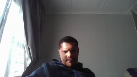 robinidessundercover34 online show from 06-16-26, 12:30