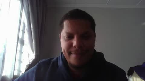 robinidessundercover34 online show from 06-18-26, 12:42