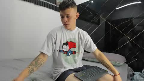 Snapshot of robinlion91 chatting on 07-15-26, 03:45 robinlion91 online show from 07-15-26, 03:45