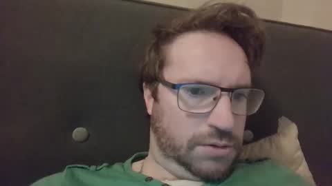 Snapshot of robinouhot chatting on 02-13-25, 04:43 robinouhot online show from 02-13-25, 04:43