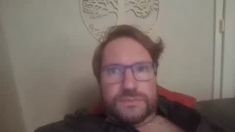 robinouhot online show from 02-19-25, 08:52