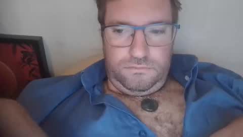 Snapshot of robinouhot chatting on 11-09-25, 08:56 robinouhot online show from 11-09-25, 08:56