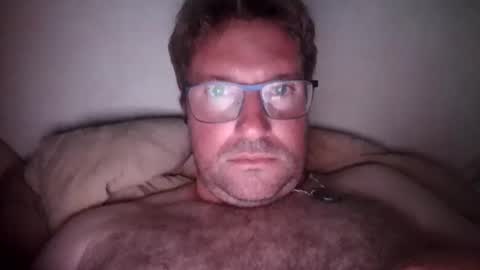 Snapshot of robinouhot chatting on 07-10-26, 11:40 robinouhot online show from 07-10-26, 11:40
