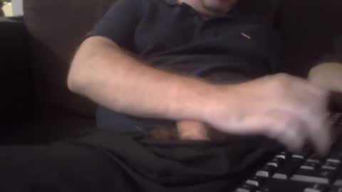 Snapshot of robmutant chatting on 01-19-25, 08:39 robmutant online show from 01-19-25, 08:39