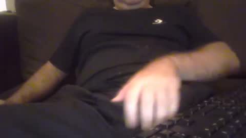 Snapshot of robmutant chatting on 02-17-25, 03:20 robmutant online show from 02-17-25, 03:20