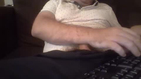 Snapshot of robmutant chatting on 02-18-25, 05:31 robmutant online show from 02-18-25, 05:31