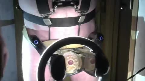 Robodickmilker online show from 11-26-25, 12:44