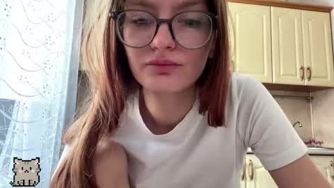 Snapshot of robynsentinella chatting on 01-09-26, 03:20 robynsentinella online show from 01-09-26, 03:20