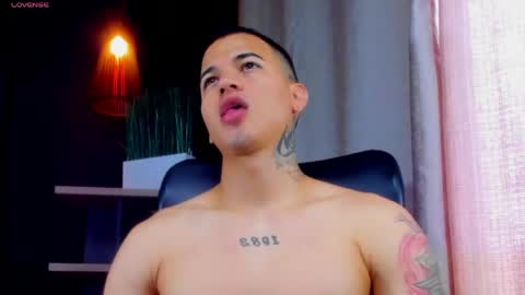 Snapshot of rocco_santos chatting on 04-28-26, 06:35 rocco_santos online show from 04-28-26, 06:35