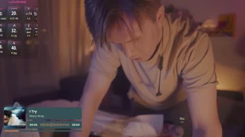 Rocket Bunny online show from 10-20-25, 04:40