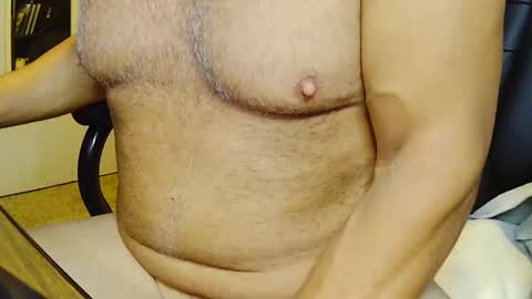 rockjohnny333017 online show from 10-24-25, 05:20