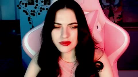 Sophie  online show from 12-06-24, 12:38