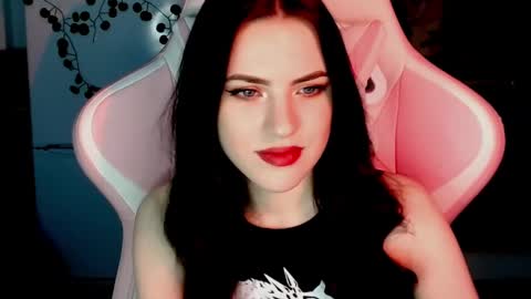 Sophie  online show from 12-14-24, 10:45