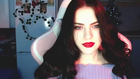 Sophie  online show from 12-20-24, 10:27