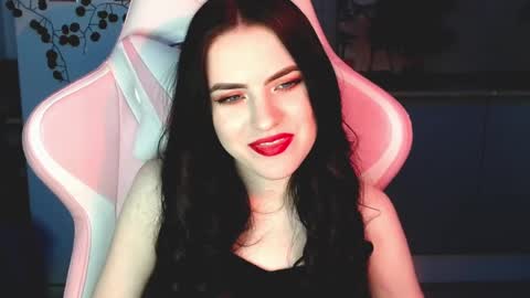 Sophie  online show from 12-21-24, 01:32