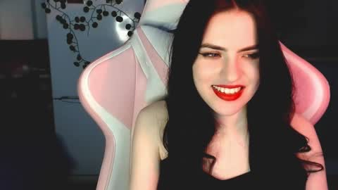 Sophie  online show from 12-22-24, 04:38