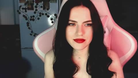 Sophie  online show from 12-24-24, 04:30