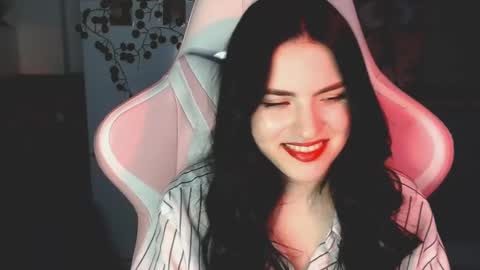 Sophie  online show from 12-28-24, 01:38