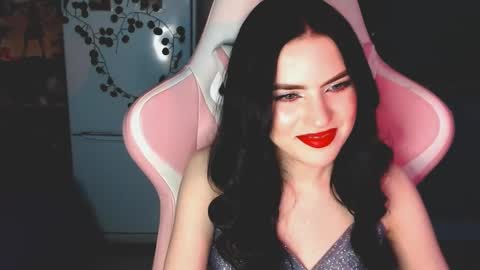 Sophie  online show from 12-31-24, 01:30