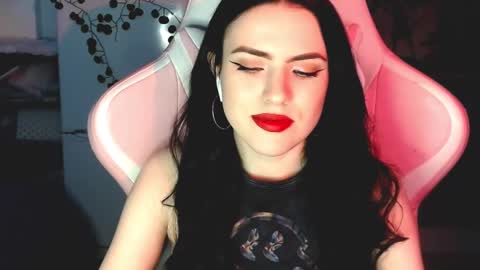 Sophie  online show from 01-09-25, 10:41