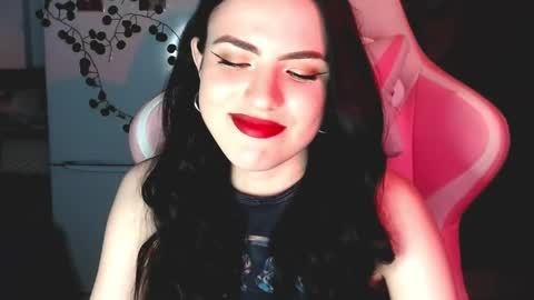 Sophie  online show from 01-11-25, 01:22