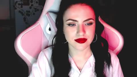 Sophie  online show from 01-15-25, 04:43